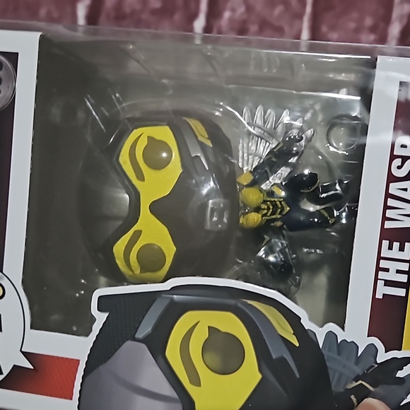 Funko Pop Marvel Bobble Head The Wasp #1138 - Picture 8 of 8